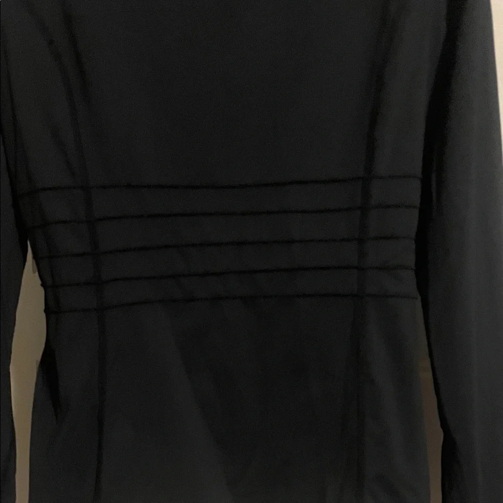 Lululemon Black Long Sleeve shirt - Picture 6 of 9